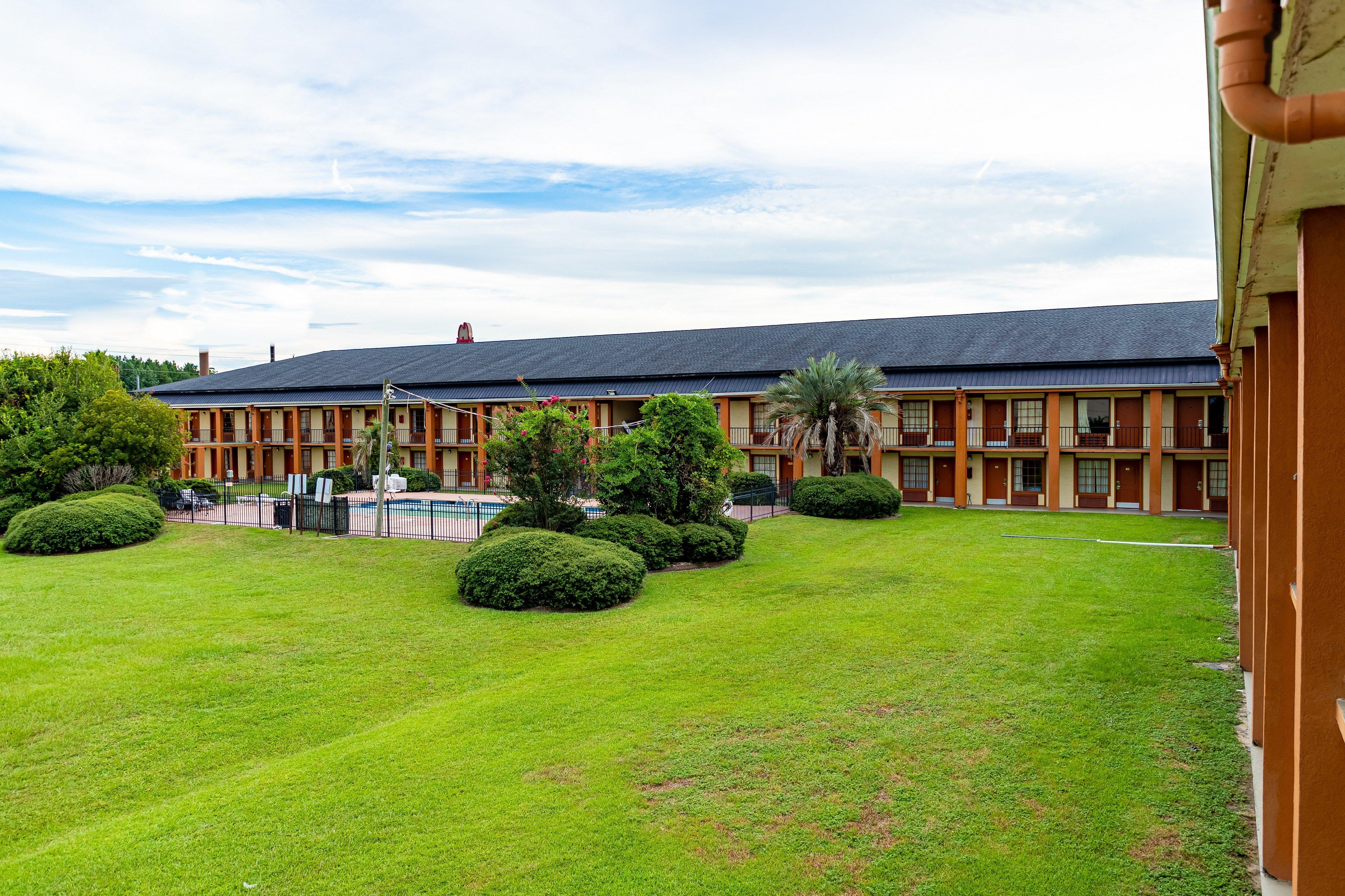 Red Roof Inn Savannah - Richmond Hill I-95 Dış mekan fotoğraf